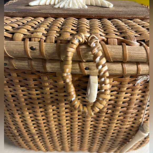Vintage Nantucket Woven Basket Handbag w Seagull Bird Square Wooden Decor - Picture 10 of 10
